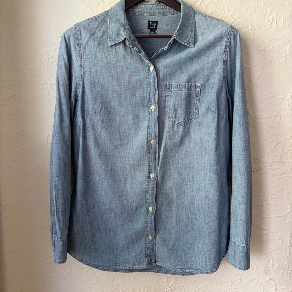 100% Cotton GAP Women’s Casual Shirt
